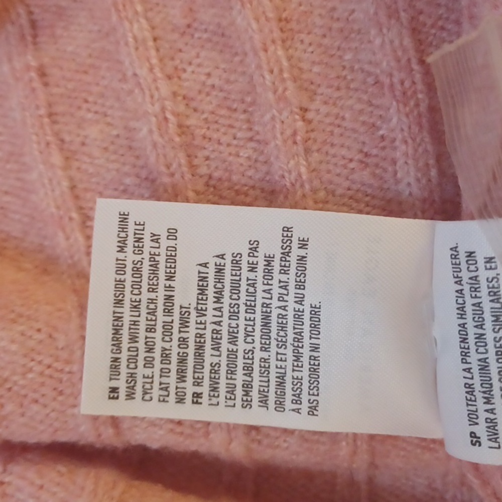American Eagle Outfitters Pink Ribbed  Button Front Crop Sweater. Size L - Picture 14 of 15